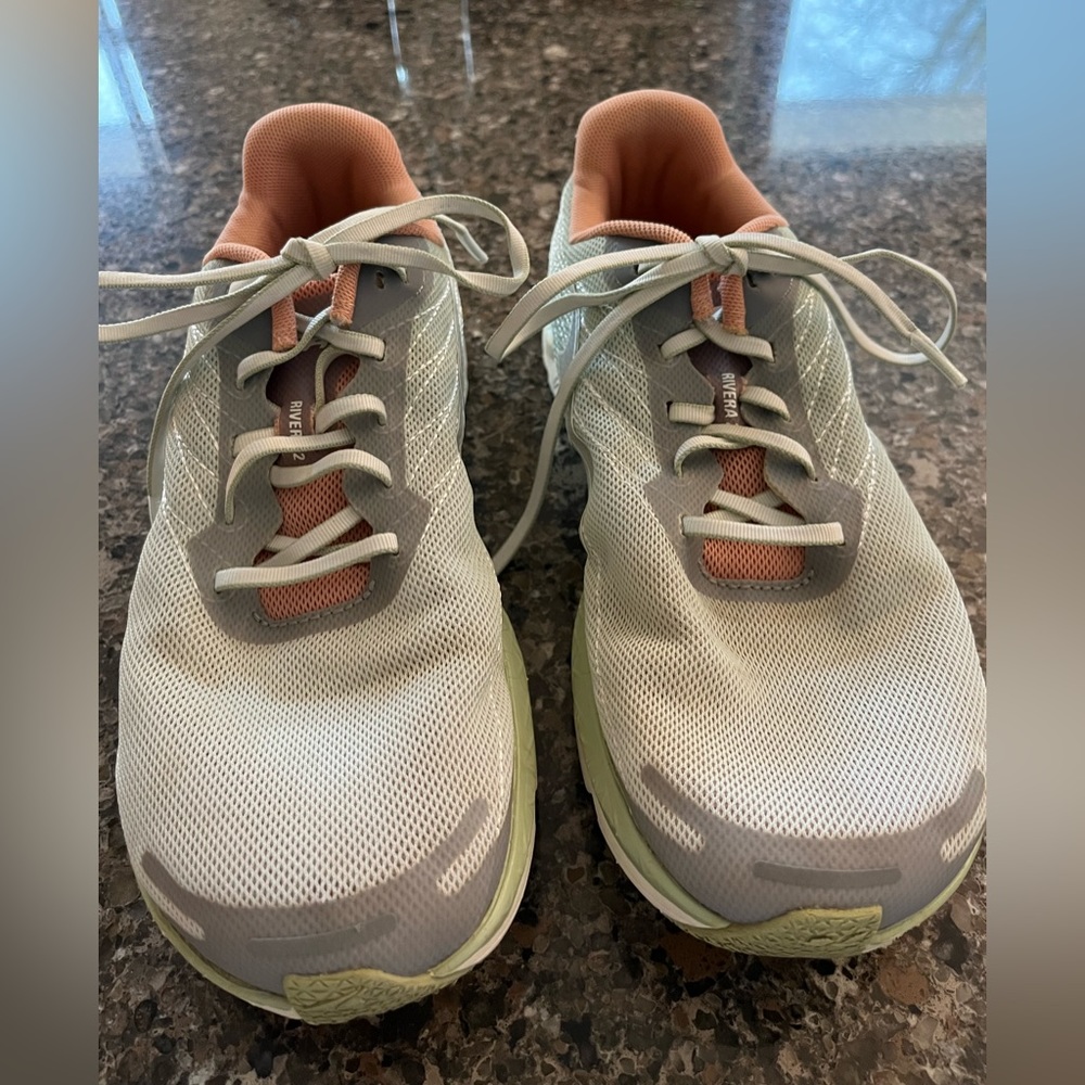 Altra W Rivera 2